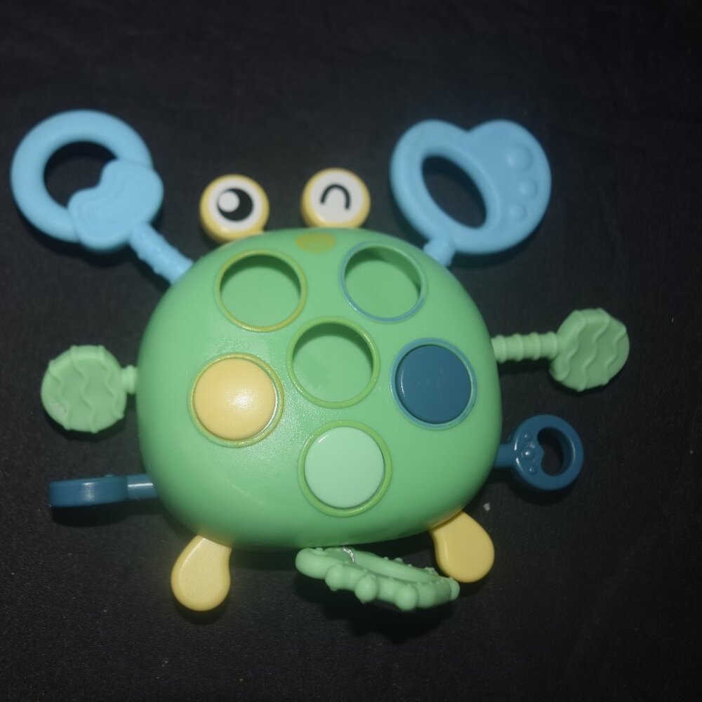 Montessori Crab Sensory Pull String Toy -Silicone Baby Teether/Fine Motor skills